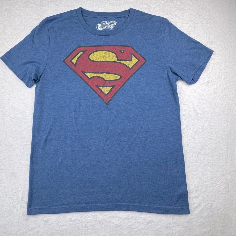 Superman Old Navy retro style collectibles t-shirts. Size S/P. Graphic print.